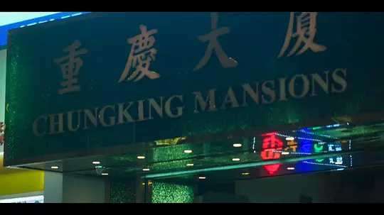 目逝世  人 第一季的剧照