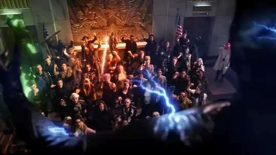 闪电侠 第两季的剧照